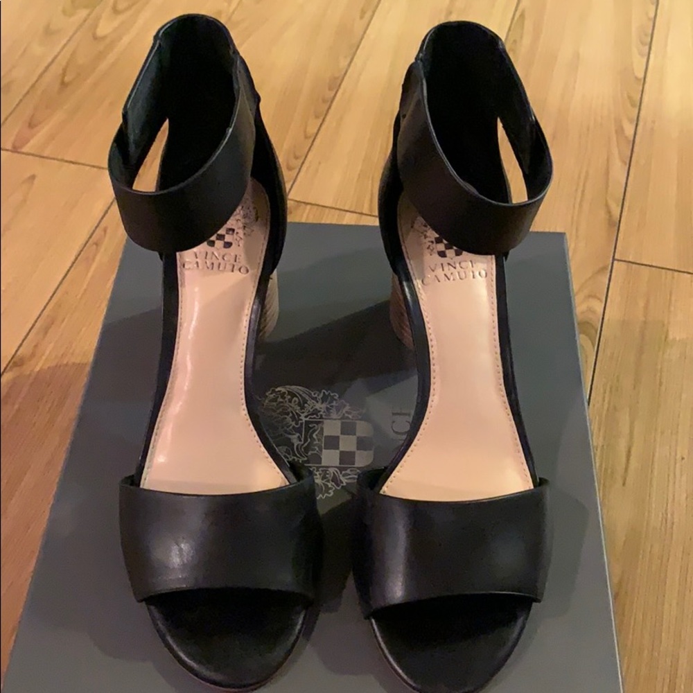 Vince Camuto black heel